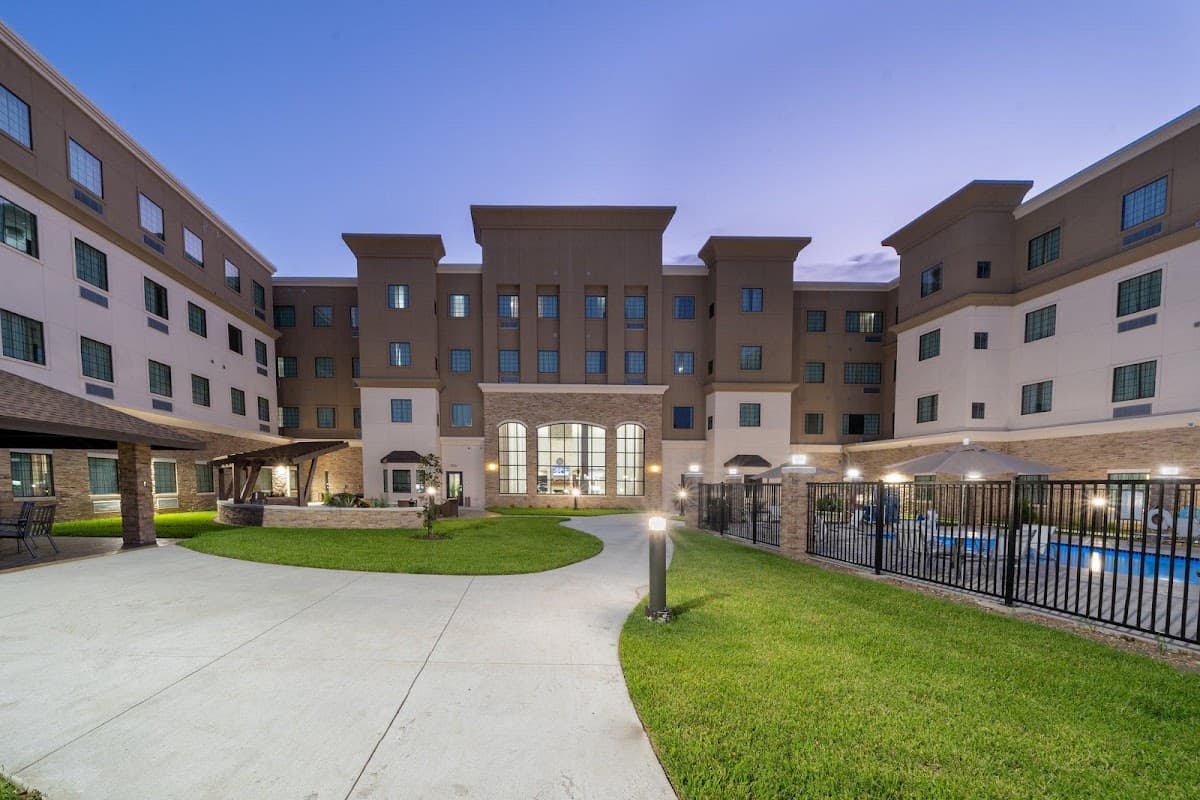 Staybridge Suites Houston East - Baytown, Hotel in Highlands