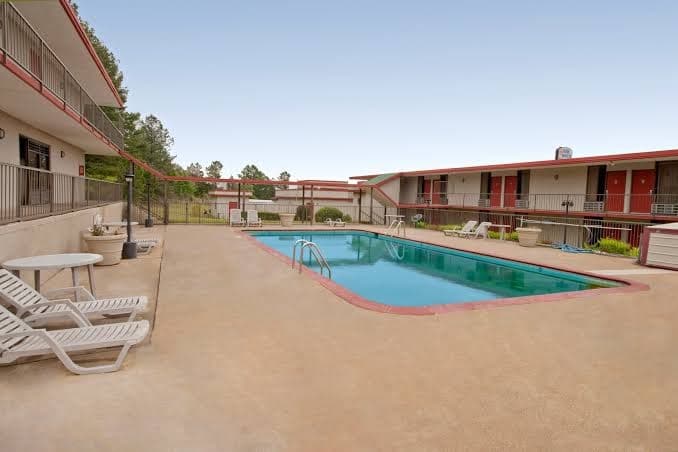 Americas Best Value Inn Grenada, Motel in Grenada