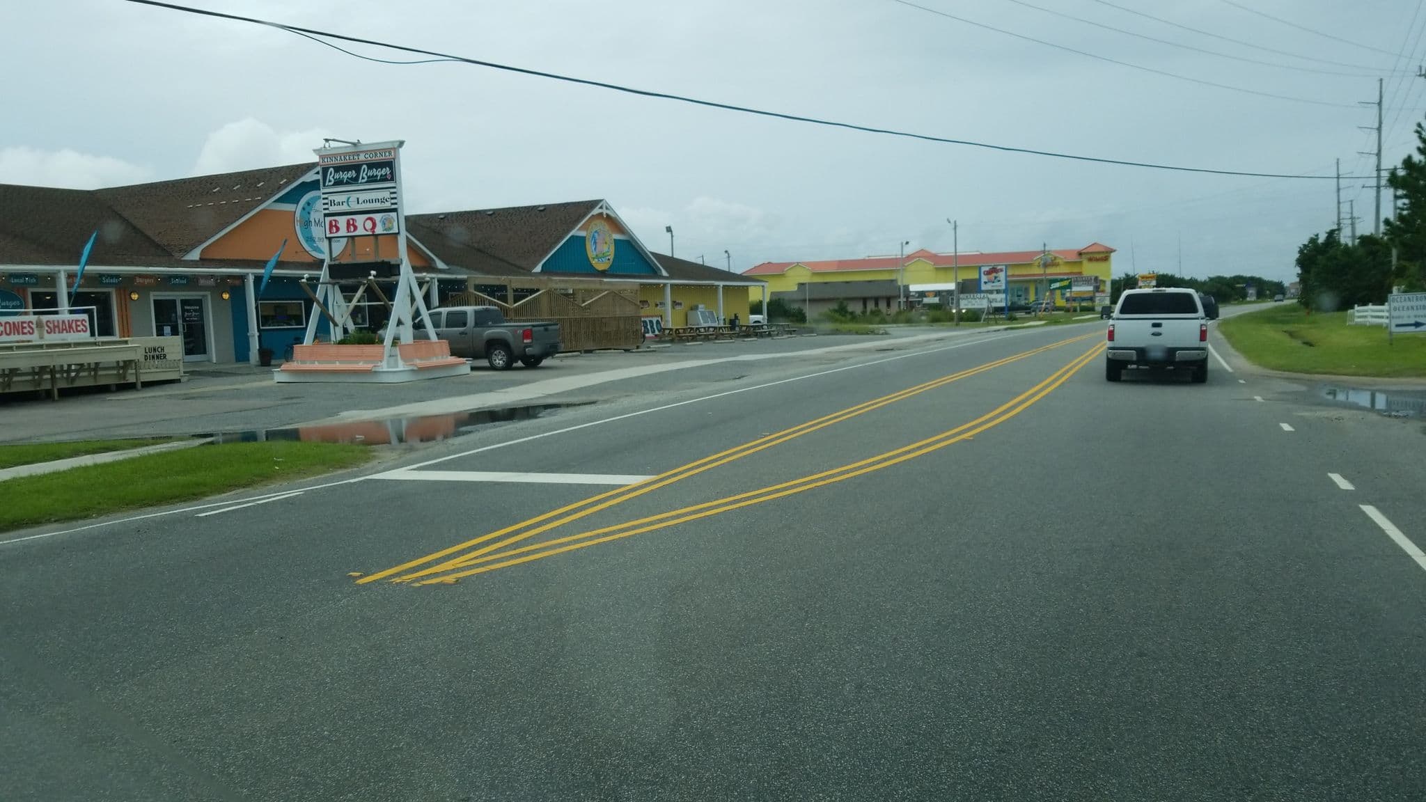 Street view near Avon Motel, Wanchese — © jbthemilker (CC BY-SA · Mapillary)