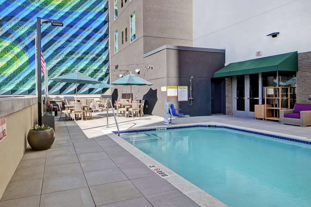Home2 Suites by Hilton, Hotel in Charlotte