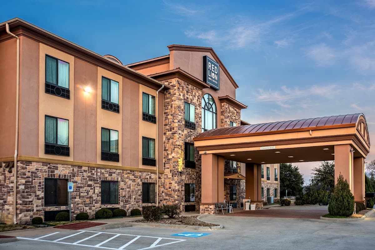 Red Lion Inn & Suites Mineral Wells, Hotel in Mineral Wells