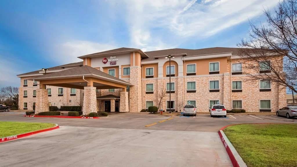 Best Western Plus, Hotel in Forney