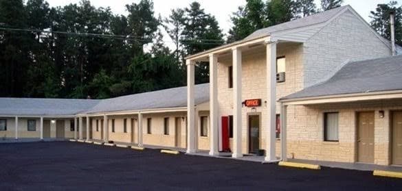 Snow White Motel, Motel in Bensley