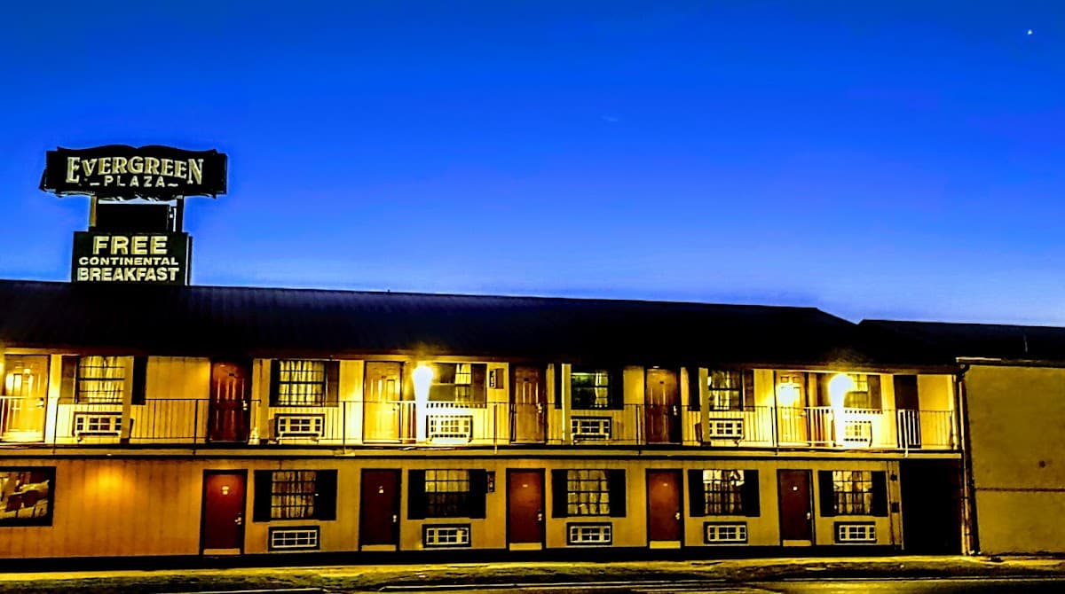 Evergreen Plaza Inn, Motel in Kenner