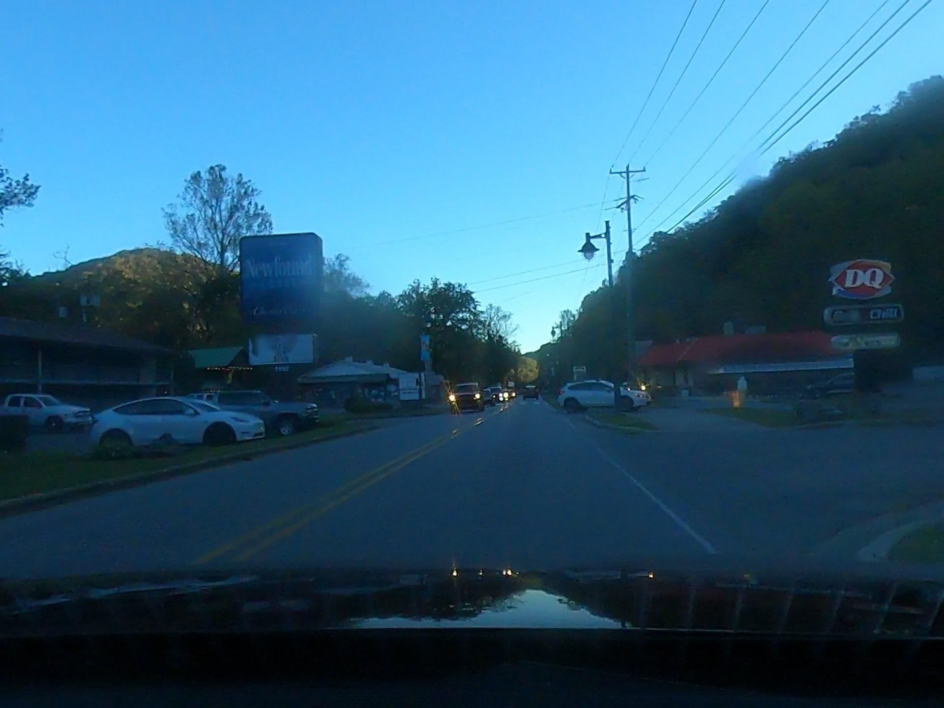 Street view near Super 8 by Wyndham Cherokee, Bryson City — © raveneye (CC BY-SA · Mapillary)