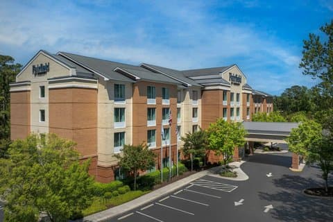 Fairfield Inn & Suites Wilmington/Wrightsville Beach, Hotel in Kings Grant