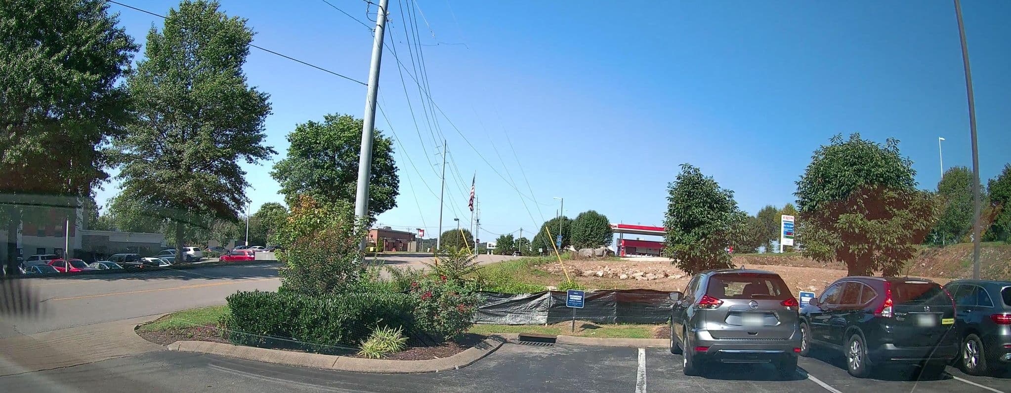 Street view near Holiday Inn Express & Suites Nashville Southeast - Antioch, La Vergne — © lordsutch (CC BY-SA · Mapillary)