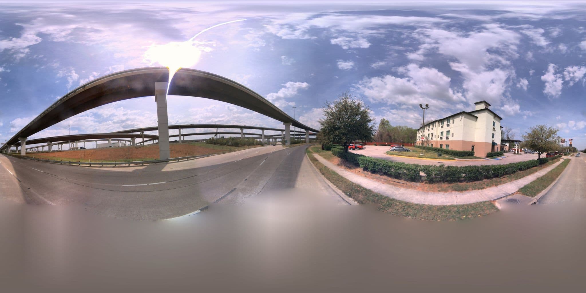Street view near Woodland Inn, Humble — © microsoft (CC BY-SA · Mapillary)