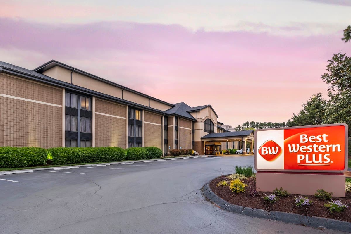 Best Western Plus Cedar Bluff Inn, Hotel in Farragut