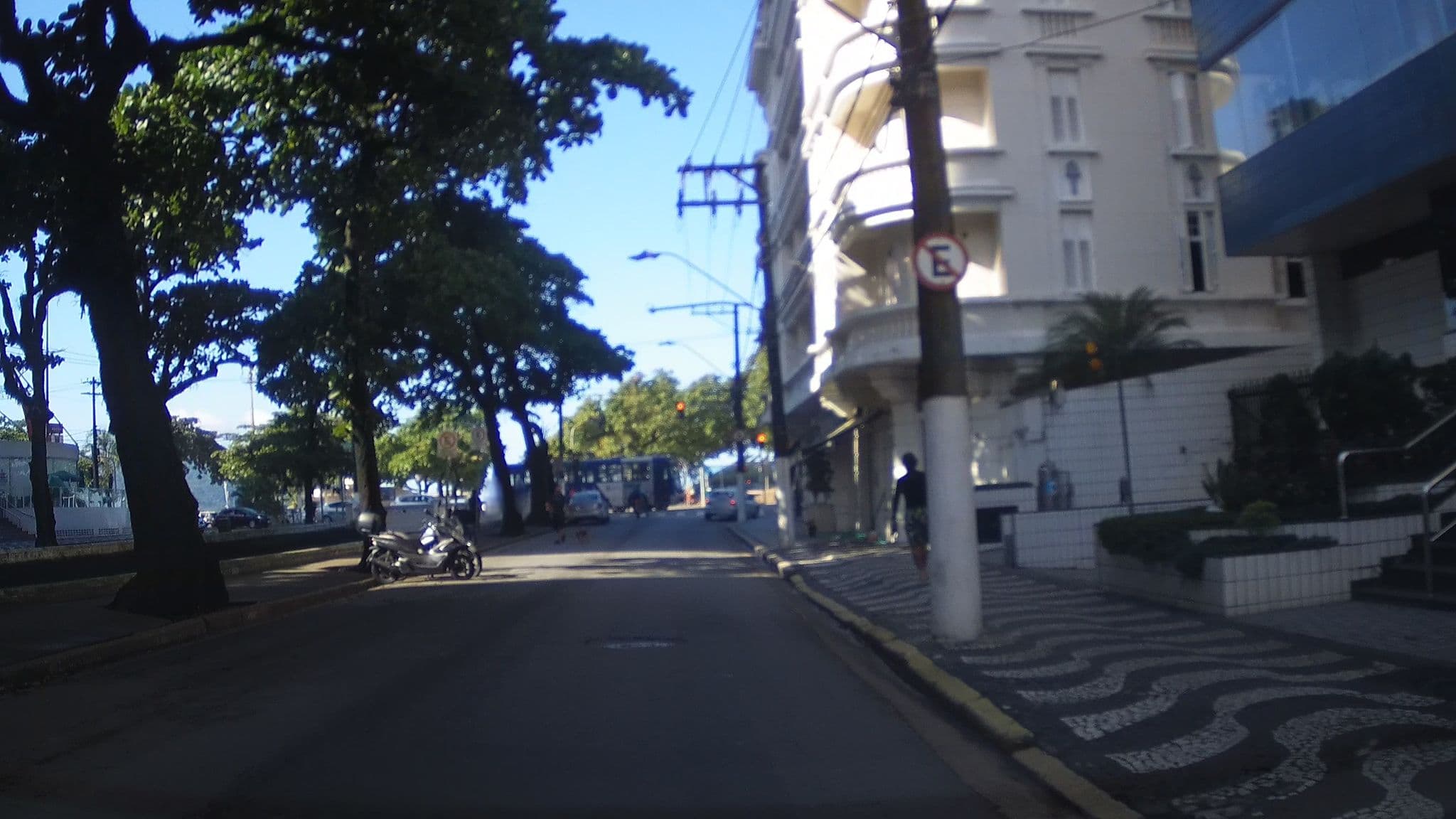 Street view near Mercure Santos Hotel, Santos — © marciosampaio (CC BY-SA · Mapillary)