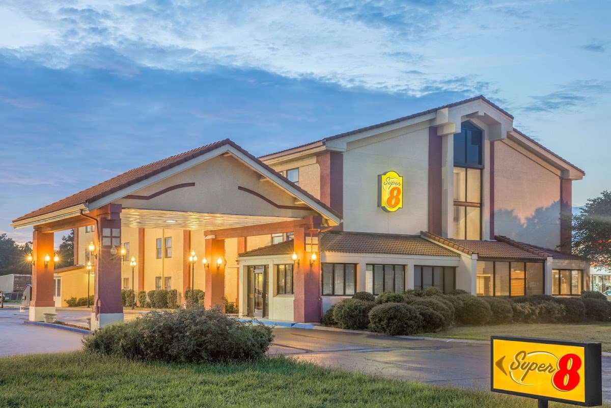 Super 8 by Wyndham Blytheville, Motel in Blytheville