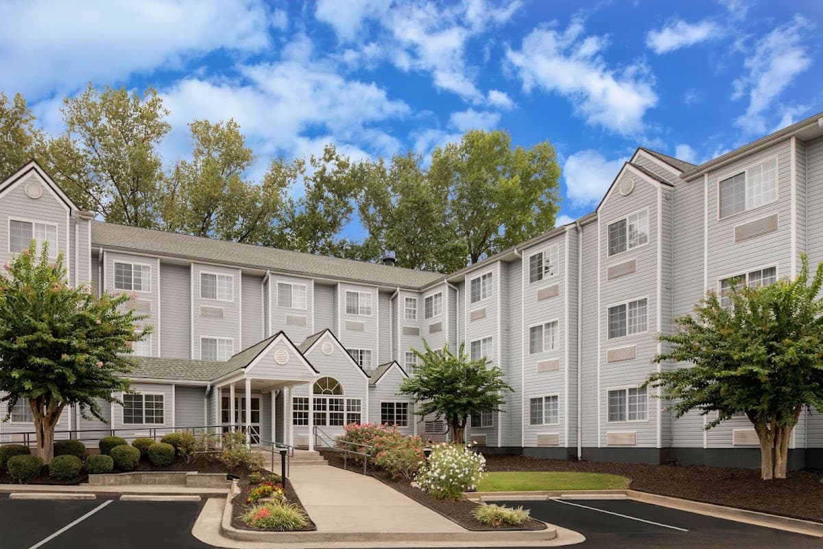 Microtel Inn & Suites by Wyndham Atlanta/Buckhead Area, Hotel in Brookhaven