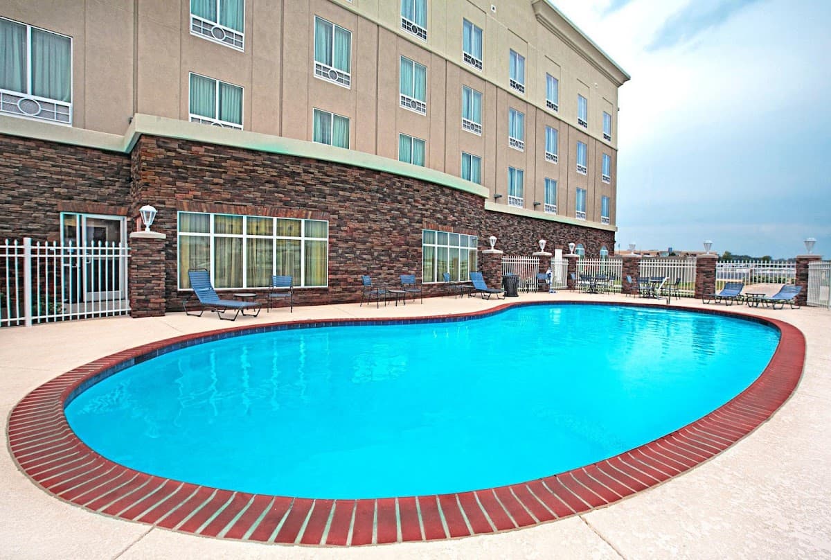 Holiday Inn Express & Suites Bossier City, Hotel in Red Chute