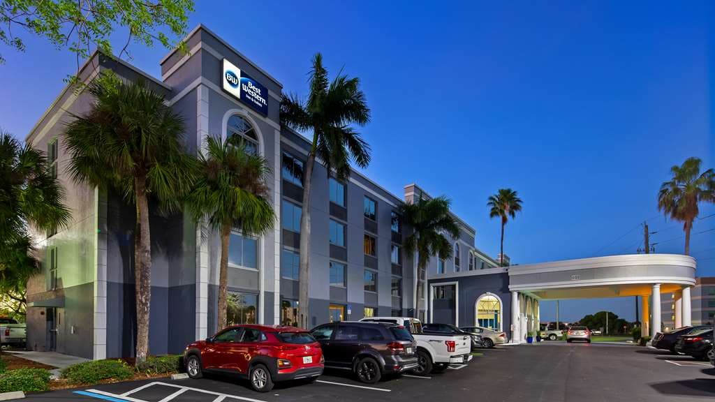 Best Western Fort Myers Inn & Suites, Hotel in Fort Myers