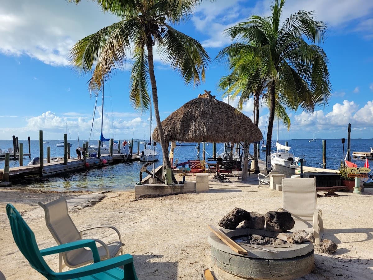 Key Lime Sailing Club and Cottages, Hotel in Key Largo