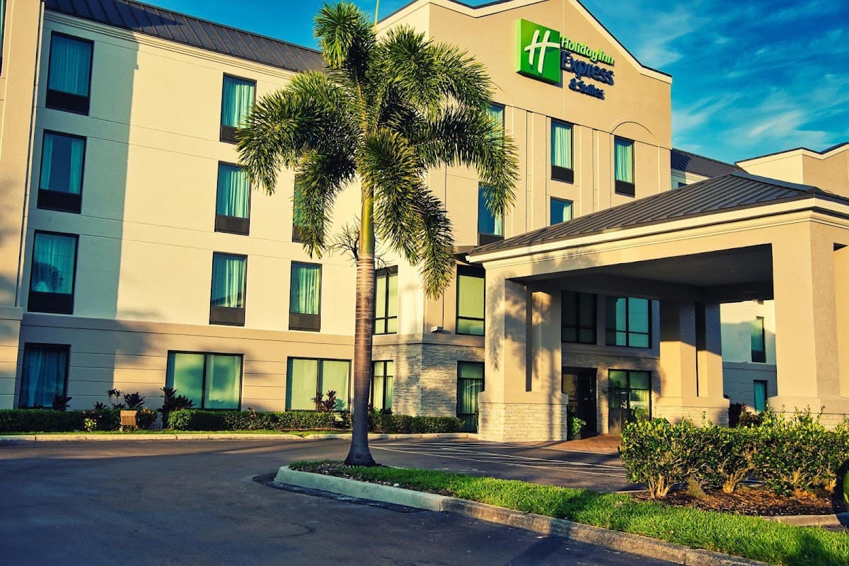 Holiday Inn Express & Suites Tampa Northwest-Oldsmar, Hotel in Oldsmar