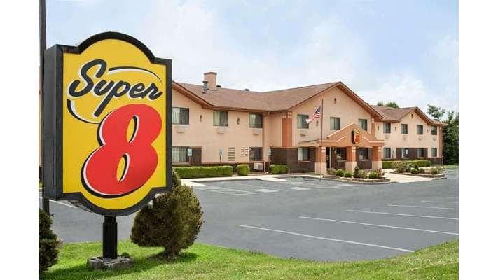 Super 8 by Wyndham Mayfield, Motel in Mayfield