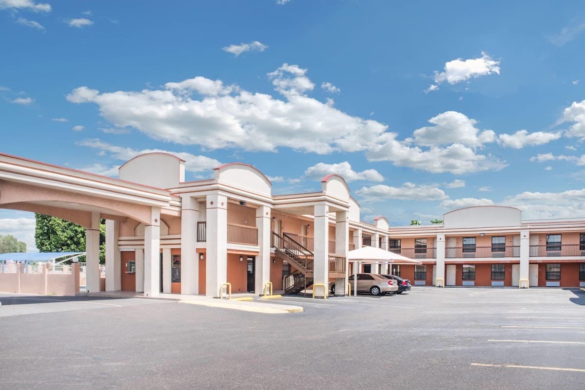 Days Inn by Wyndham McAllen, Hotel in McAllen