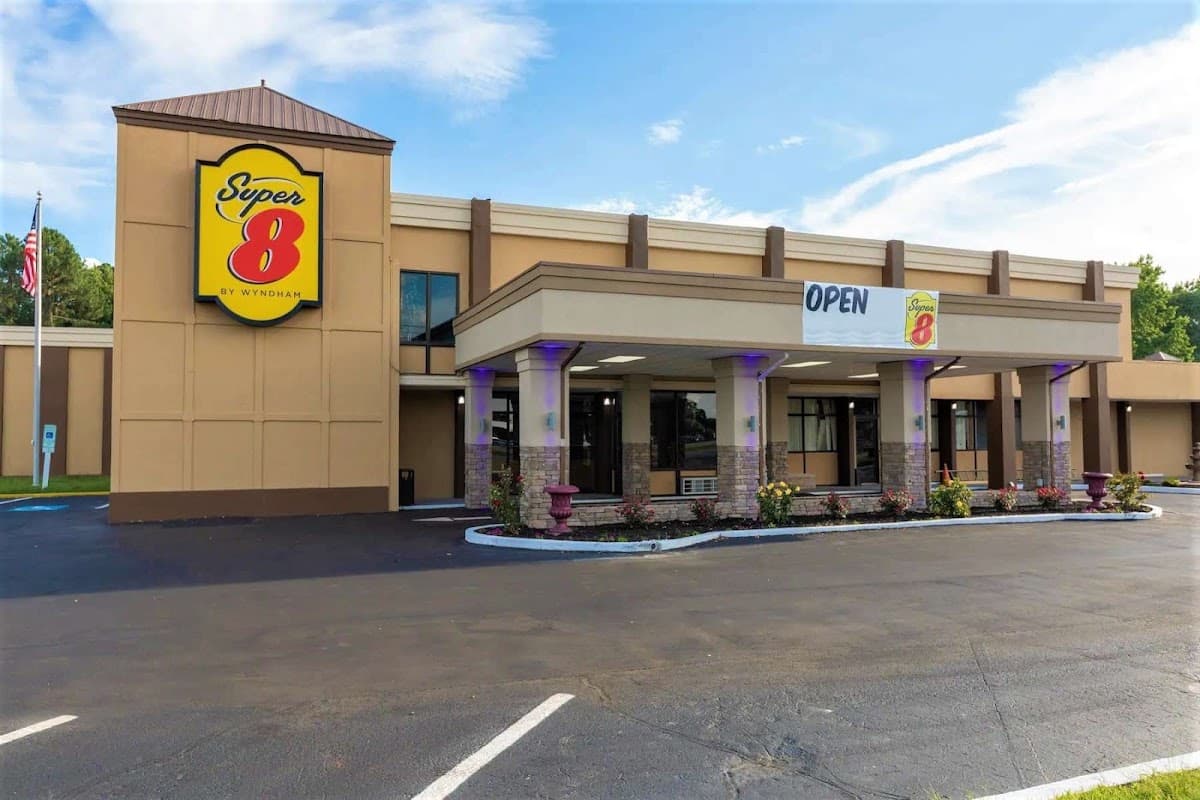 Super 8 by Wyndham Goldsboro, Motel in Goldsboro