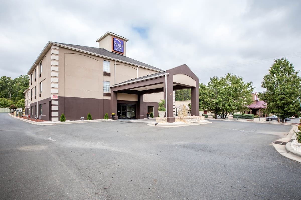 Clarion Pointe, Hotel in Albemarle