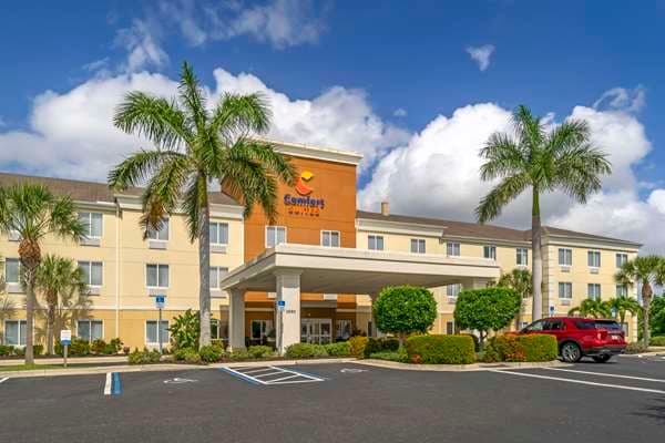 Comfort Suites Sarasota-Siesta Key, Hotel in Bee Ridge