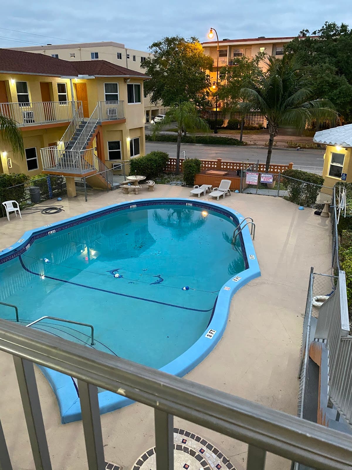 New Kent Motel, Motel in Hallandale Beach