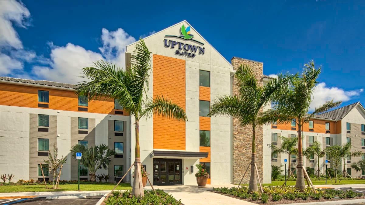 Uptown Suites Extended Stay Miami FL - Homestead, Hotel in Leisure City