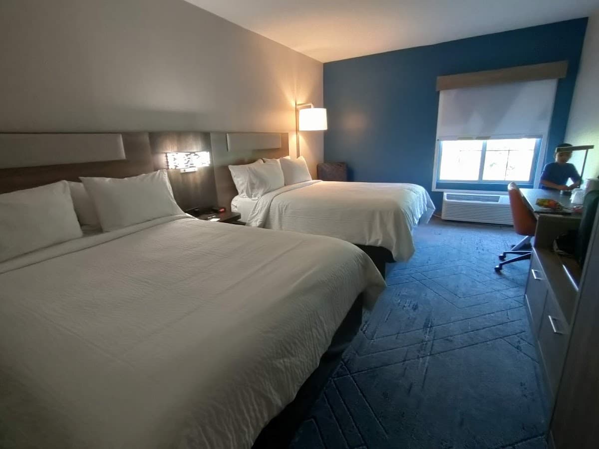 Holiday Inn Express Tampa N I-75 - University Area, Hotel in Temple Terrace
