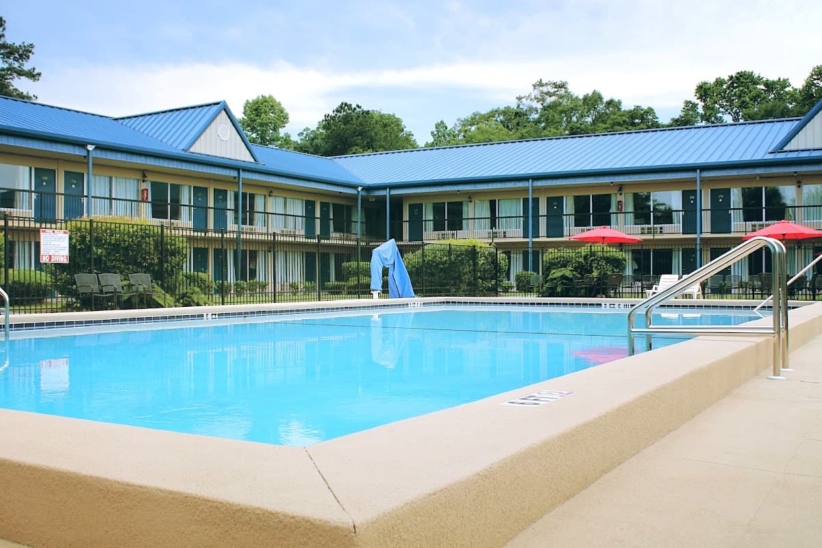 Residence Hub Inn & Suites, Motel in Marianna