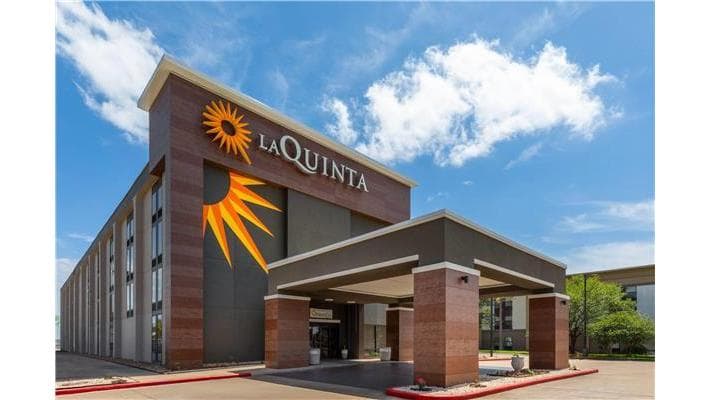 La Quinta Inn & Suites Houston Stafford Sugarland, Hotel in Meadows Place