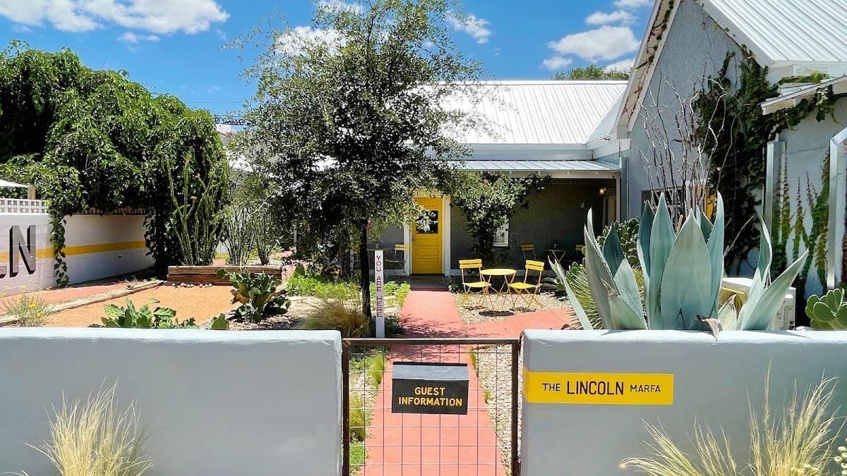 The Lincoln Marfa, Hotel in Marfa