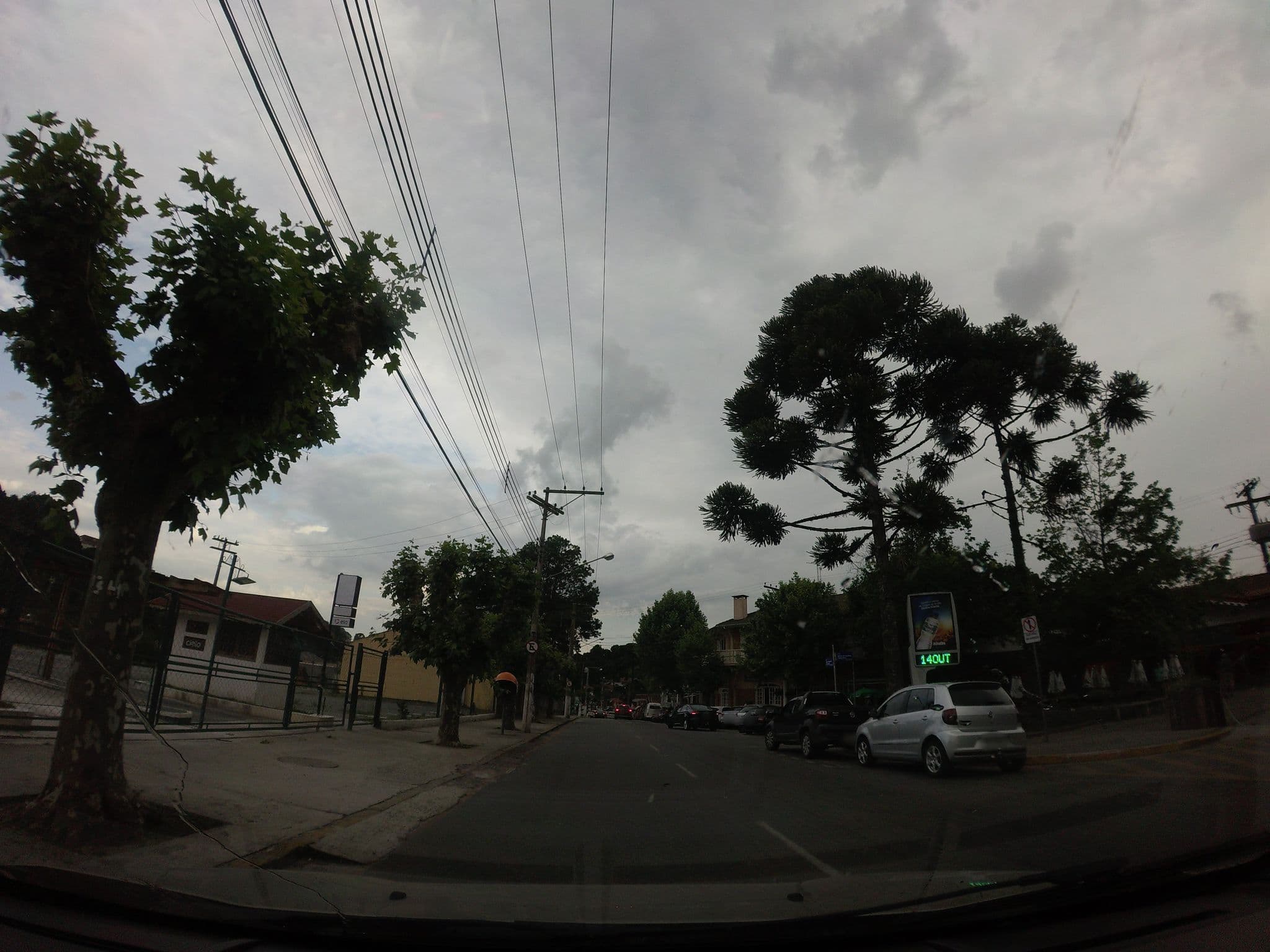 Street view near Nevada Hotel, Campos do Jordão — © andersoal (CC BY-SA · Mapillary)