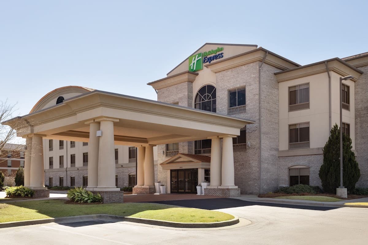 Holiday Inn Express & Suites Opelika Auburn, Hotel in Opelika