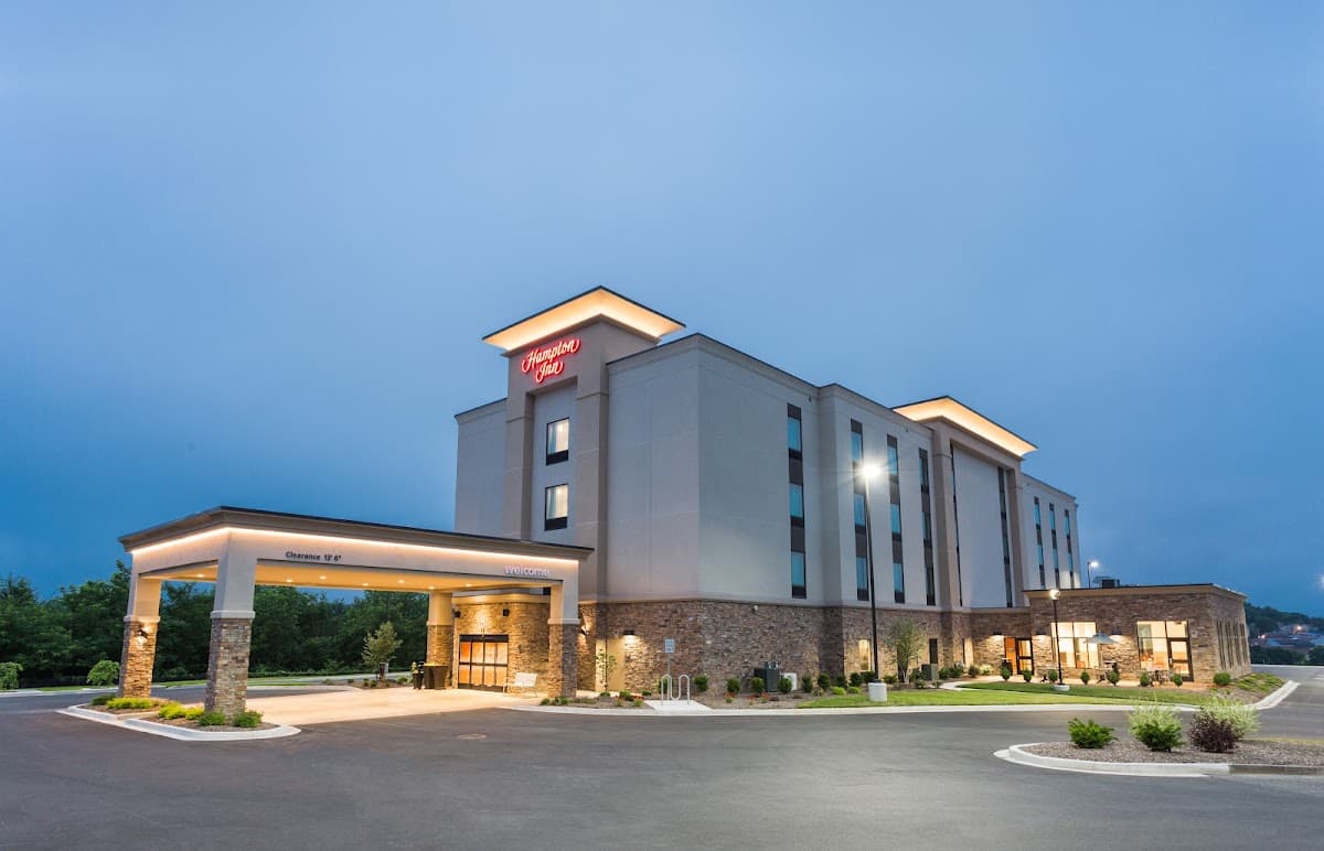 Hampton Inn Cumberland, Hotel in La Vale