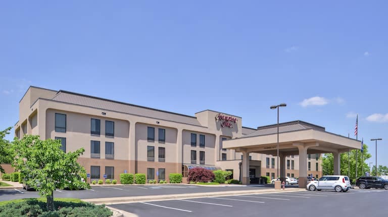 Hampton Inn Staunton, Hotel in Jolivue