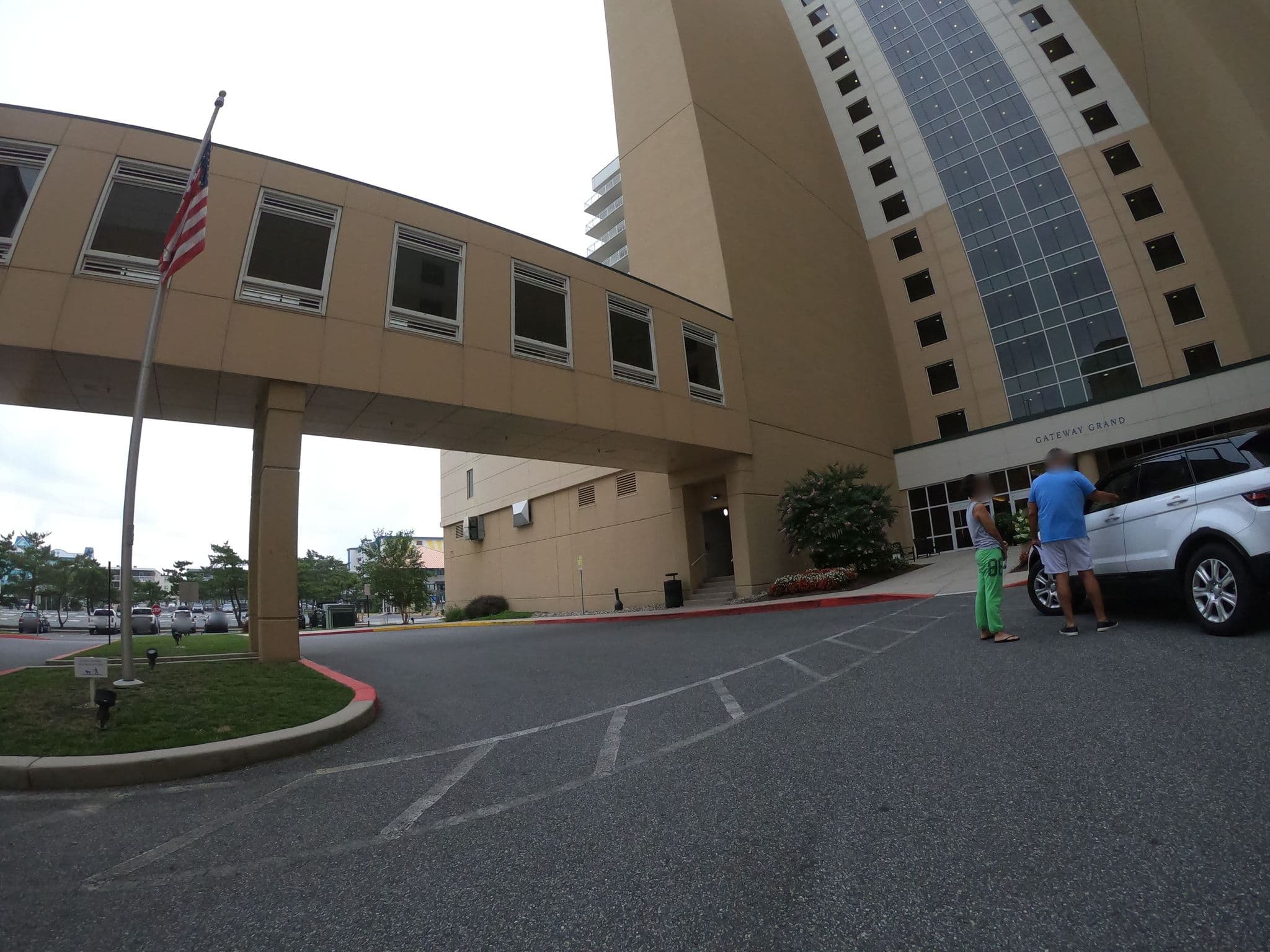 Street view near The Gateway Grand Residences, West Ocean City — © roadgeek_md99 (CC BY-SA · Mapillary)