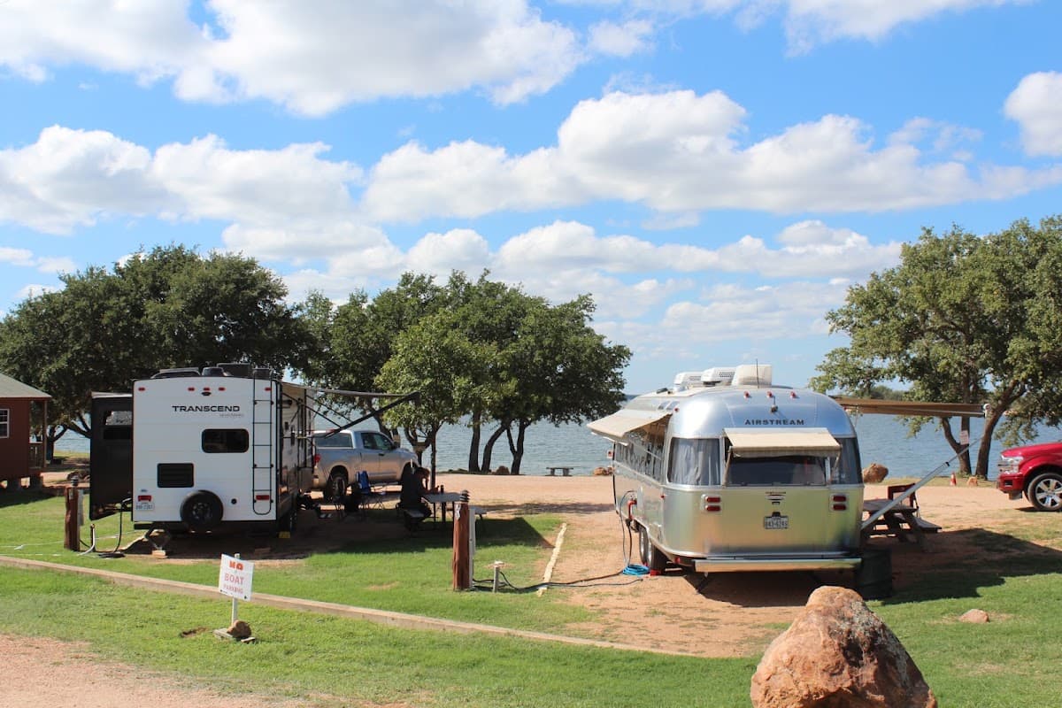 Lake Buchanan RV Resort, Caravan Park in Buchanan Dam