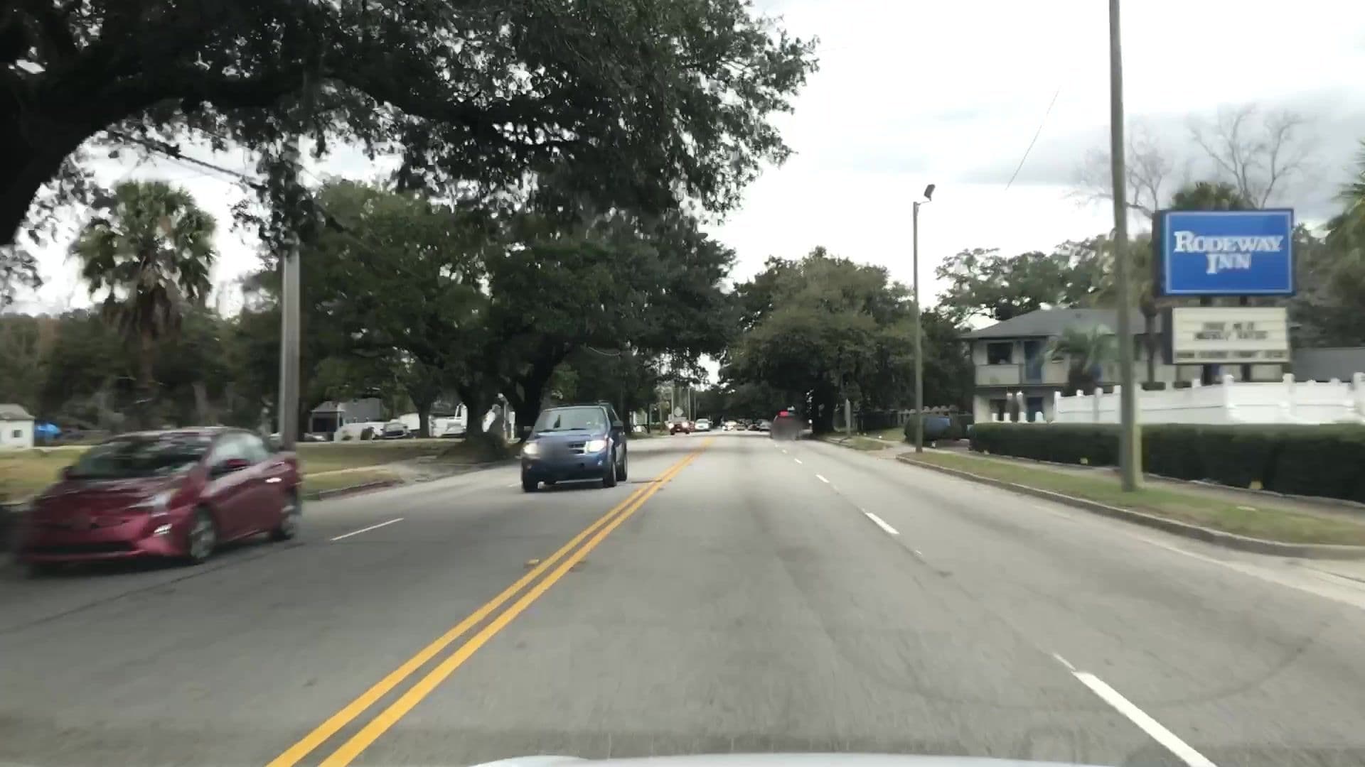 Street view near Econo Lodge, Murrells Inlet — © lvl5 (CC BY-SA · Mapillary)
