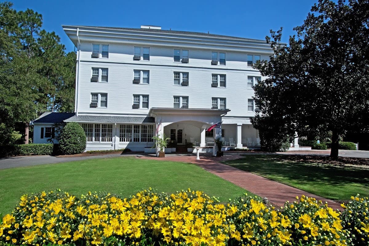 The Manor, Hotel in Pinehurst