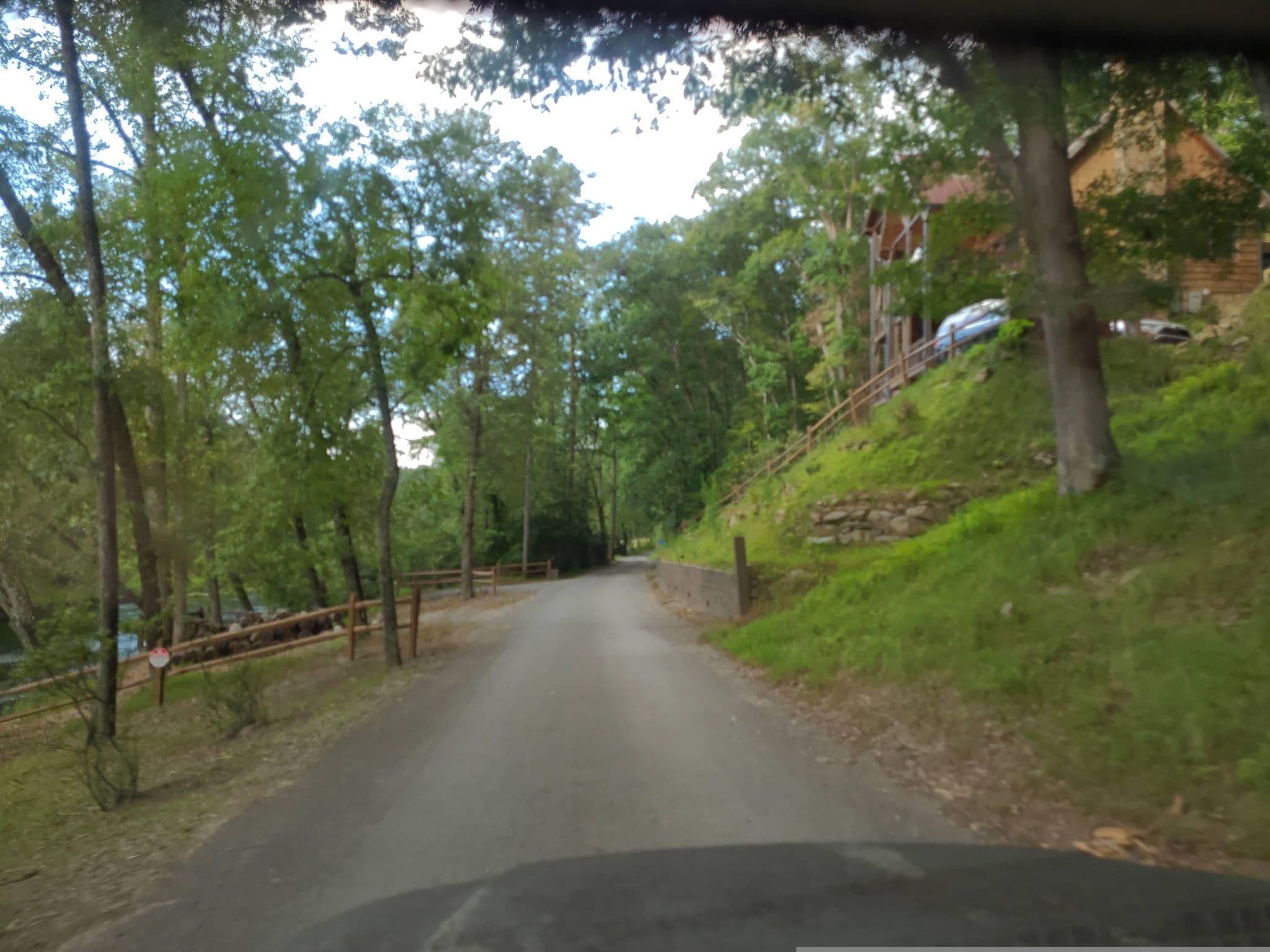 Street view near Toccoa River Getaway, McCaysville — © jackdripper (CC BY-SA · Mapillary)