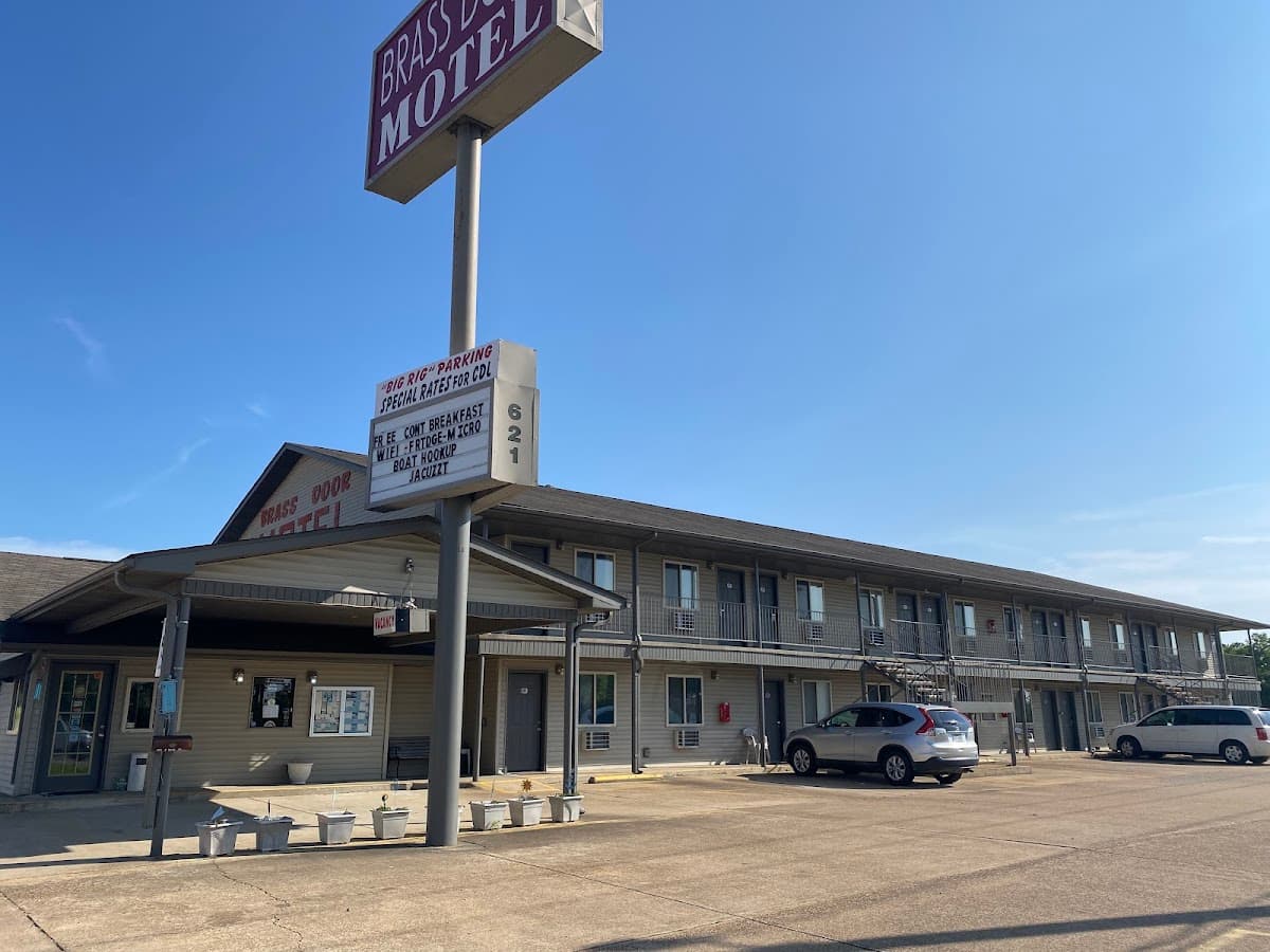 Brass Door Motel, Motel in Gassville