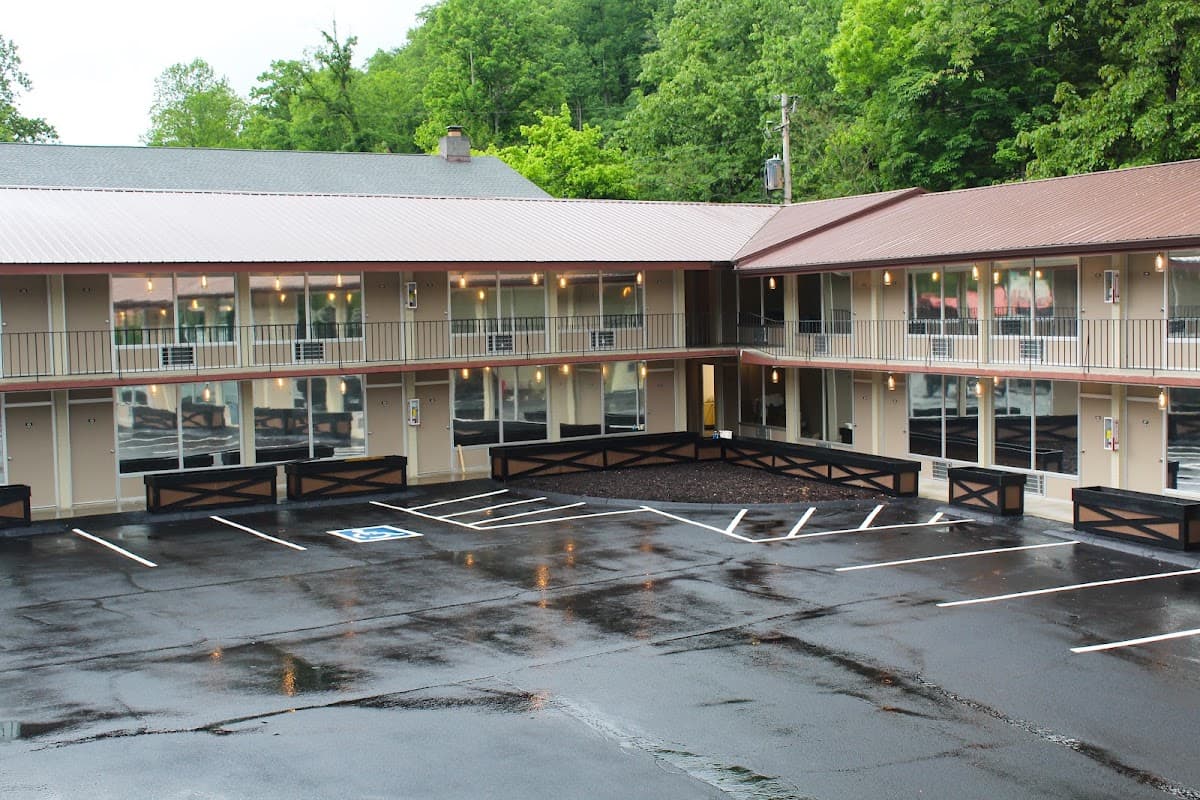 Sleepy Bear Motel, Motel in Gatlinburg