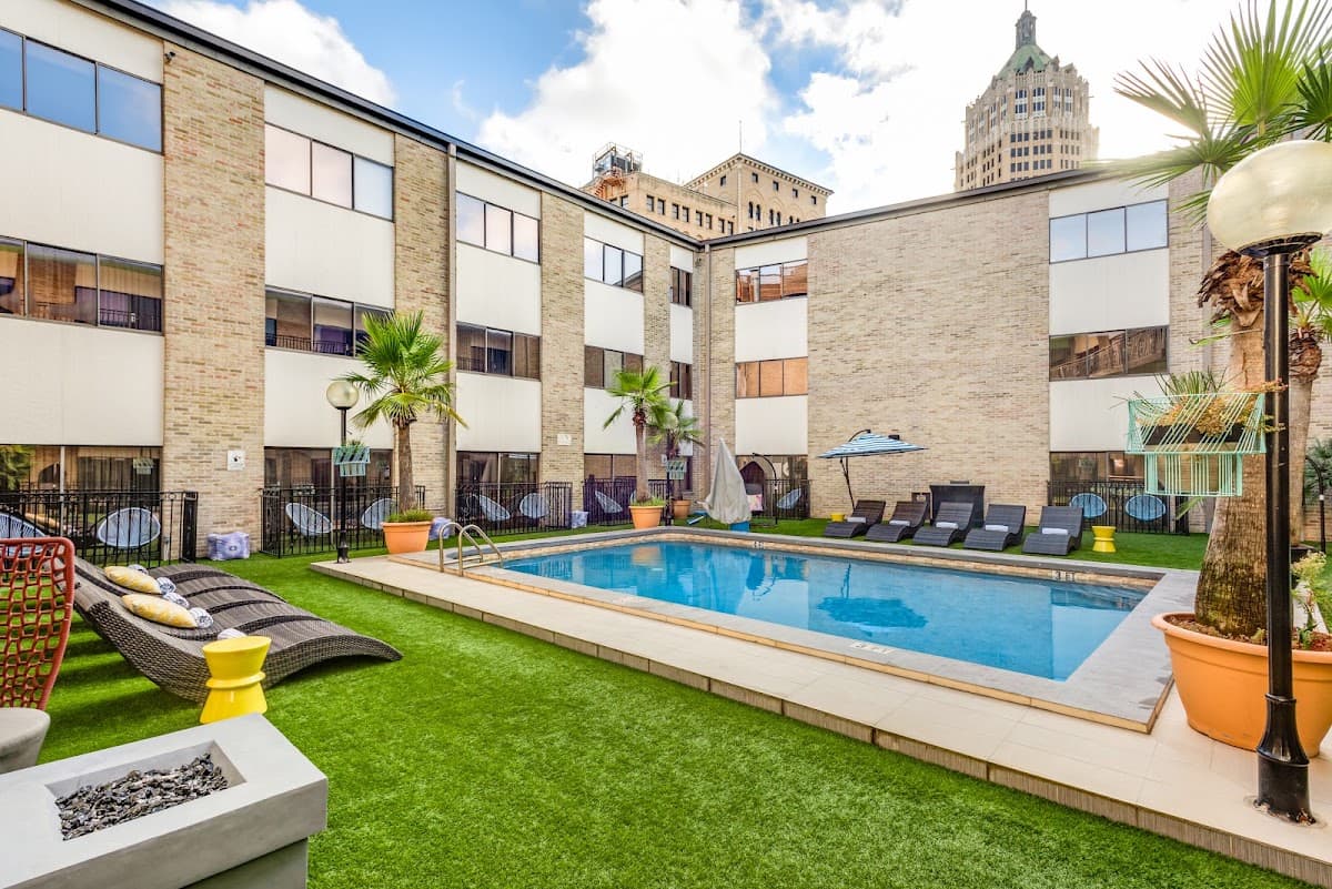 Riverwalk Plaza Hotel and Suites, Hotel in San Antonio