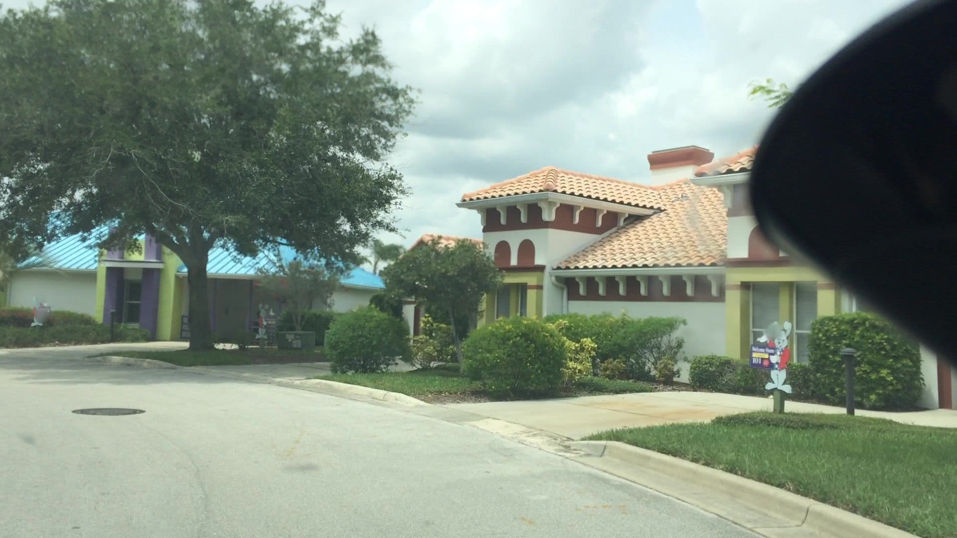 Street view near Villa 102, Kissimmee — © lvl5 (CC BY-SA · Mapillary)