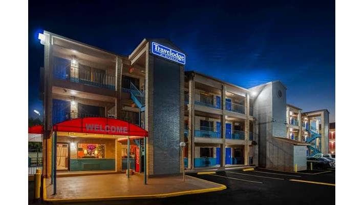 Travelodge by Wyndham Houston Hobby Airport, Hotel in South Houston