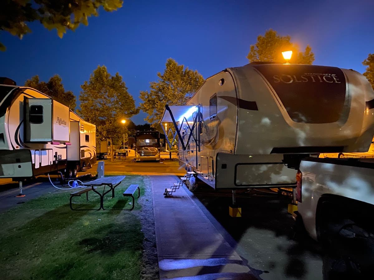 Hee Hee Illahee RV Resort, Caravan Park in Hayesville