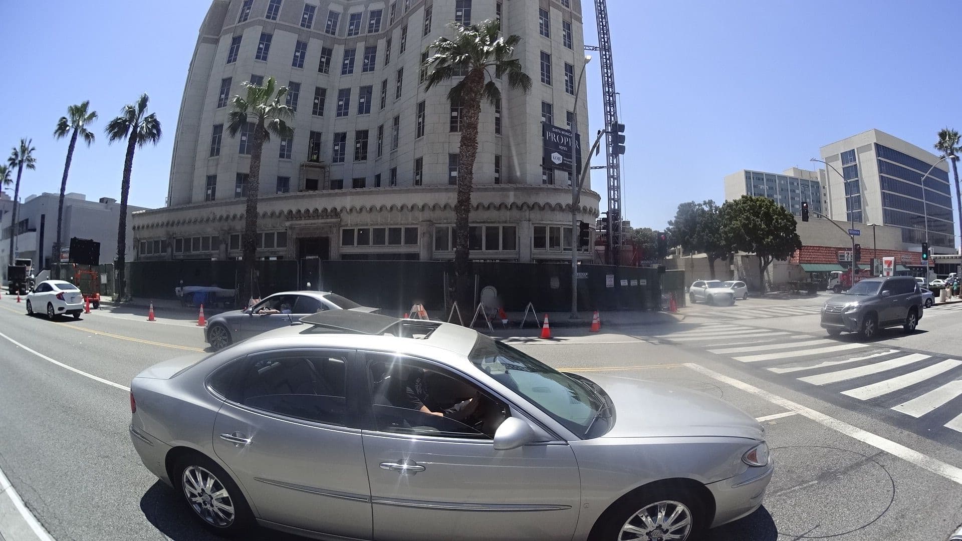 Street view near Proper, Santa Monica — © mly_la (CC BY-SA · Mapillary)