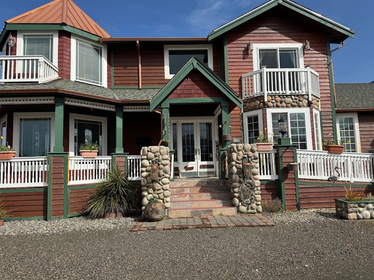 Collins Inn & Seaside Cottages, Hotel in Ocean Shores