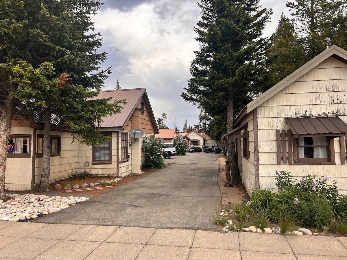 Pioneer Motel, Motel in West Yellowstone