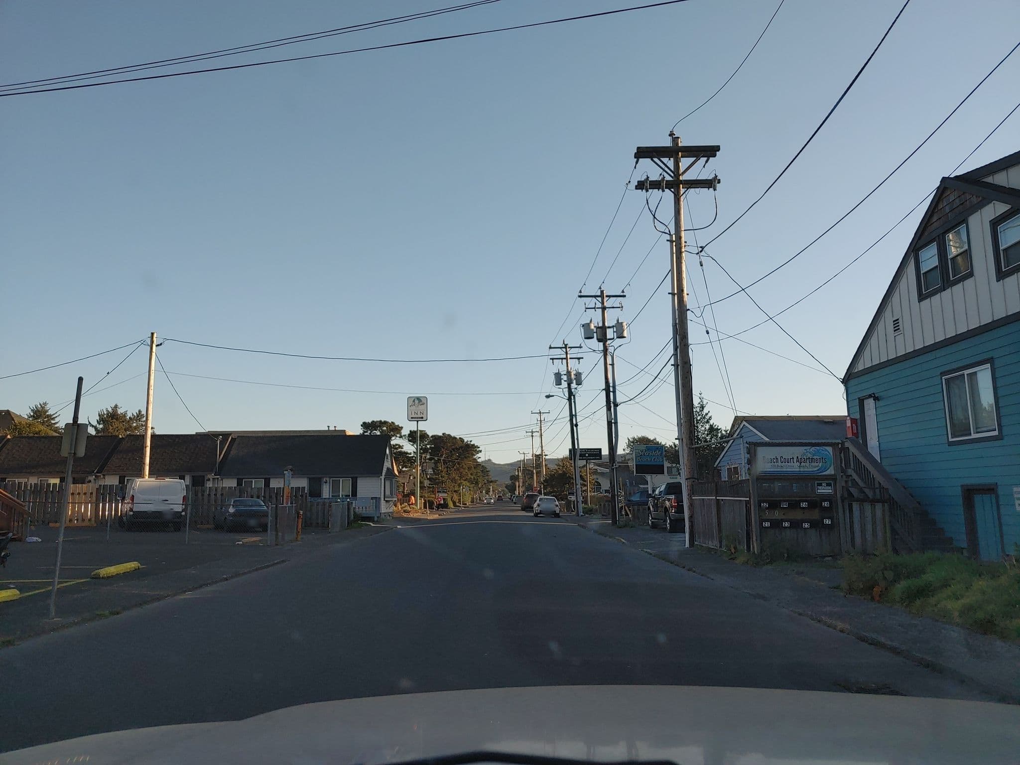 Street view near Budget Inn Motel, Gearhart — © nmixter (CC BY-SA · Mapillary)